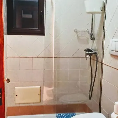 Casa Vacanza Centro Apartment *